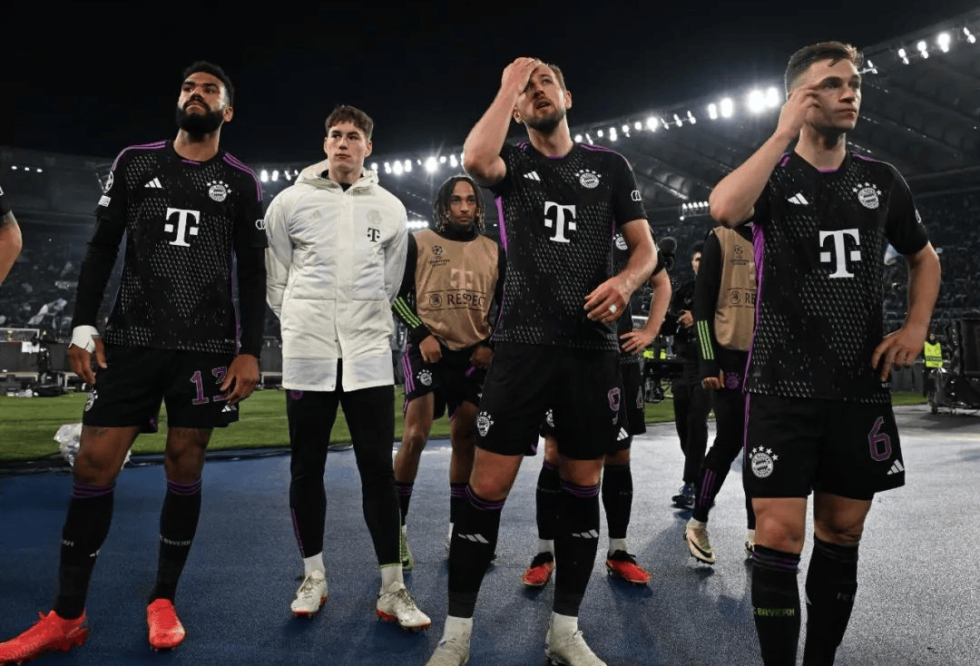 纳帅：施洛特贝克的脚肿了；萨内在欧冠和土超的数据有所提升（纳帅：施洛特贝克脚部肿胀；萨内在欧冠及土超的数据上扬）