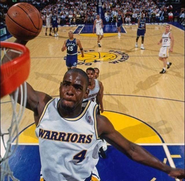 火箭多人缺阵仍创15胜6负佳绩，攻防效率均列联盟前四（伤兵满营仍高歌猛进：火箭15胜6负，攻防效率双双跻身联盟前四）