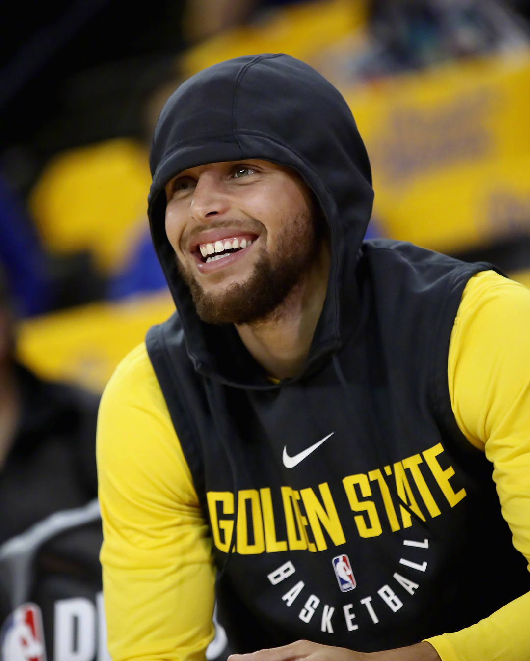 巴萨26／27赛季主场球衣谍照：配色灵感源自翻新后的诺坎普（巴萨26／27赛季主场球衣谍照流出：配色灵感取自焕新后的诺坎普）