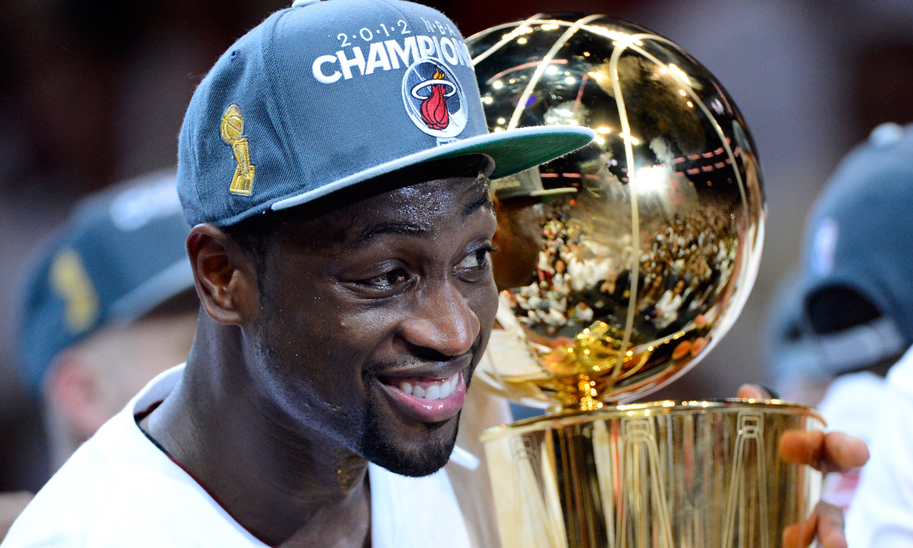 法兰克福在德甲稳居上游（法兰克福稳居德甲前列）