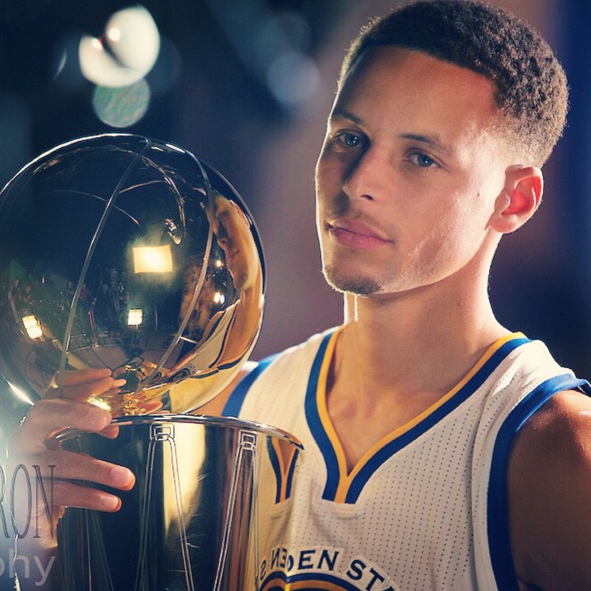 韩国11月大名单：孙兴慜、李刚仁领衔，曹圭成时隔20个月回归（韩国队11月集训名单出炉：孙兴慜、李刚仁领军，曹圭成阔别20个月再度入选）