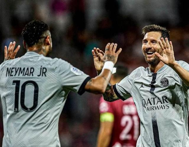 篮球与科技结合的未来（智能科技驱动的篮球新纪元）