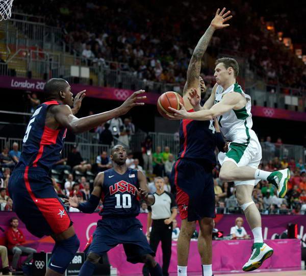 本赛季欧冠迄今五大联赛球队积分：英超74分第一，意甲第二（欧冠本赛季迄今五大联赛积分榜：英超以74分领跑，意甲居次）